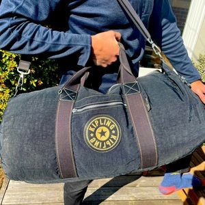 Kipling large duffle in black